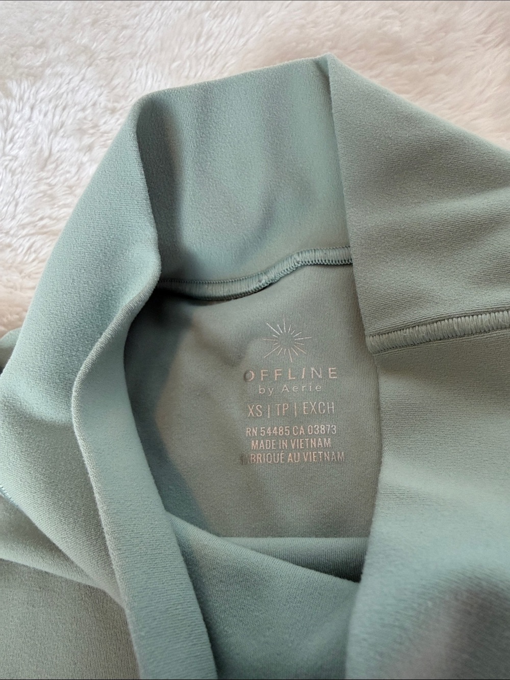 OFFLINE by Aerie Mock Neck Long Sleeve Active Top | Sage Green | Size XS - Picture 2 of 7